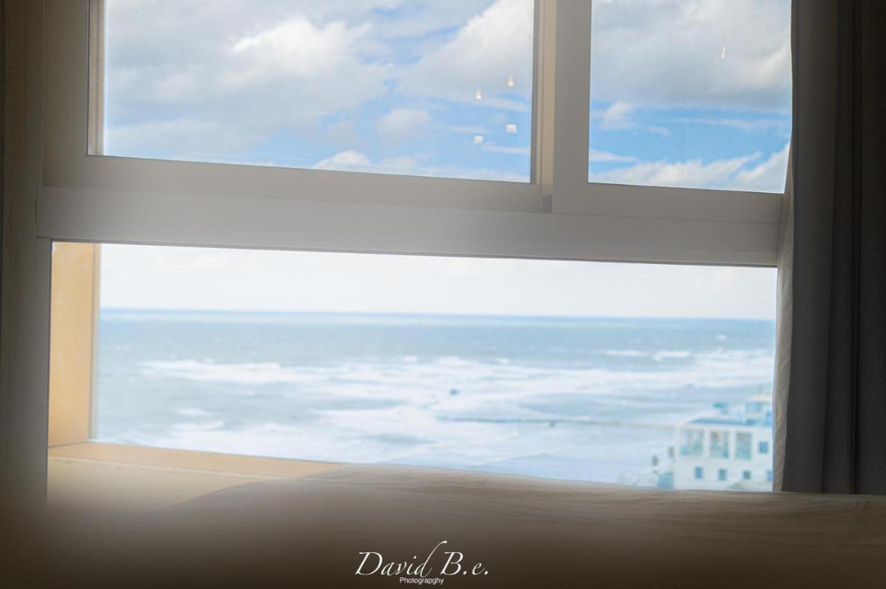 סוויטת אהבה מתוקה על הים-Sweet Love Suite On The Sea Bat Yam Exterior photo
