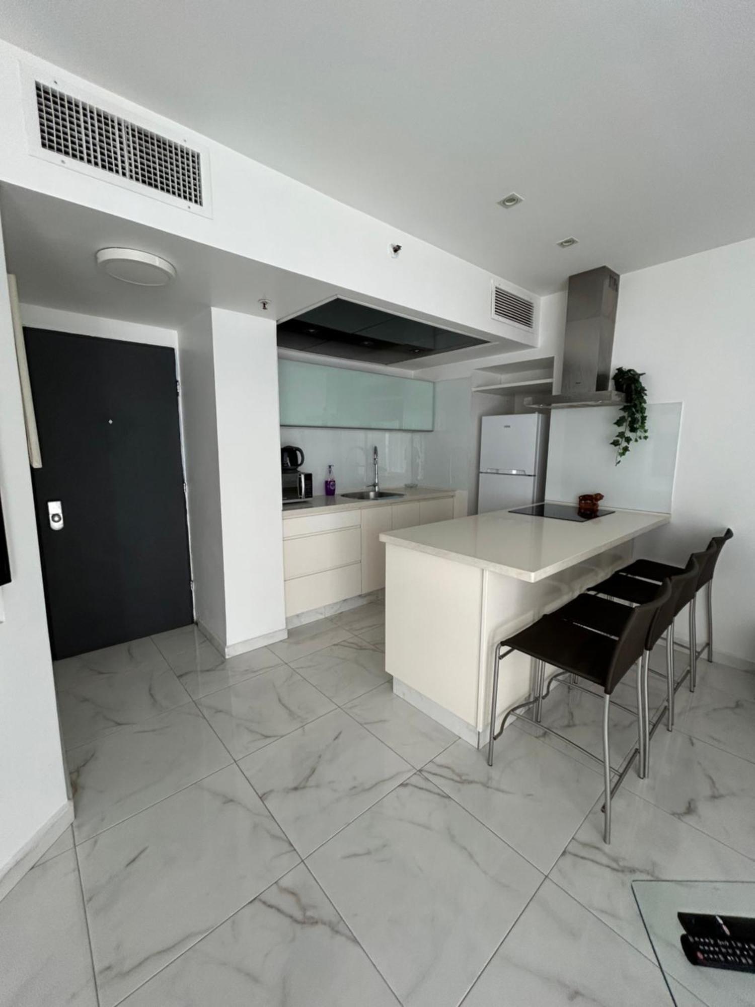 סוויטת אהבה מתוקה על הים-Sweet Love Suite On The Sea Bat Yam Exterior photo